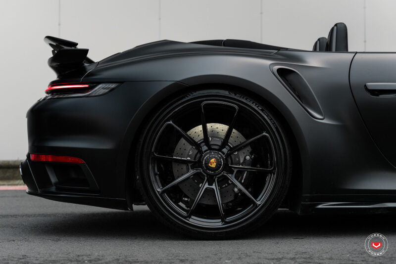Vossen X Champion RS92 22X12.5 / ET68 / Gloss Black Wheel / Centerlock / 911 Turbo 992 - Rear