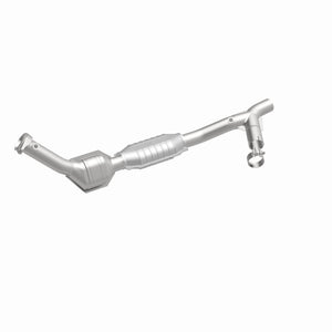 MagnaFlow Direct Fit Catalytic Converter 98 Ford Expedition 5.4L