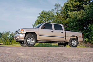 Rough Country 1.5-2 Inch Leveling Kit | Chevy/GMC Sierra 1500/Silverado 1500/Tahoe/Yukon (99-06 & Classic)