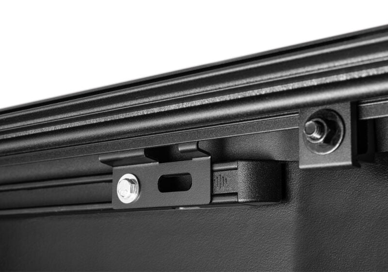 BAK 05-15 Toyota Tacoma 6.2ft Bed Revolver X4ts