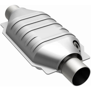 MagnaFlow Universal Catalytic Converter 2.5 Dual O2 Boss