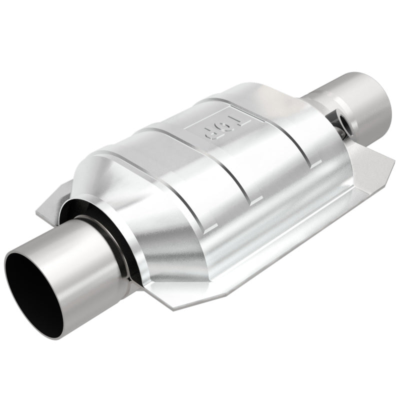 MagnaFlow Universal Catalytic Converter 2.25 Rear with O2