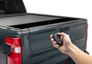 RealTruck 2022-2026 Toyota Tundra 6ft 5in FlushFit Electric Retractable Cover