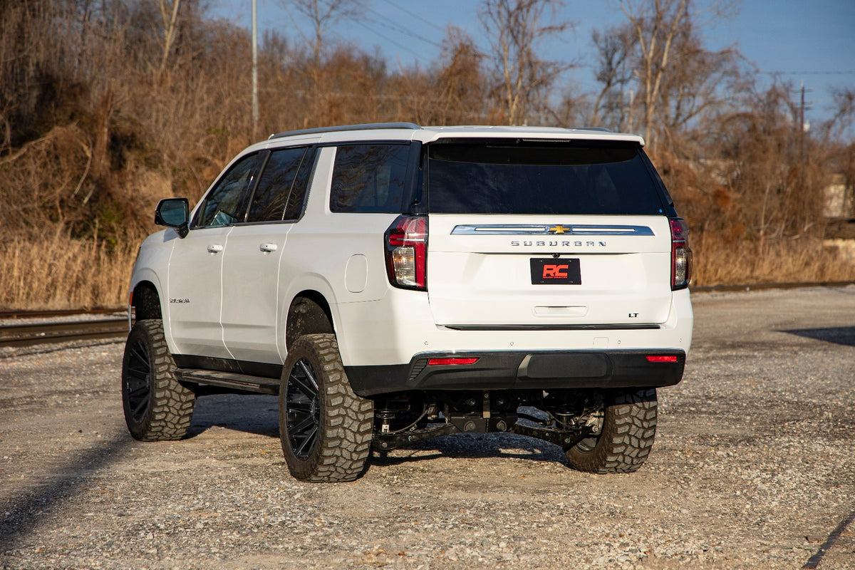 Rough Country 6 Inch Lift Kit | Chevy/GMC SUV 1500 4WD (2021-2026)