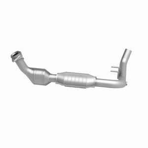 MagnaFlow Direct Fit Catalytic Converter 99-00 Ford Trucks 5.4L
