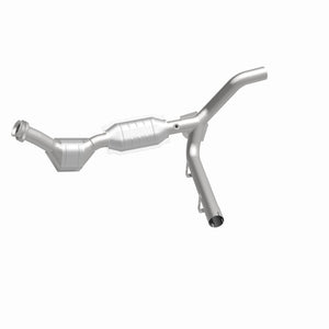 MagnaFlow Direct Fit Catalytic Converter 97-98 Ford F-150 Pickup 4.2L P/S 4WD
