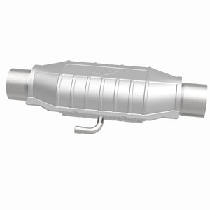 MagnaFlow Universal Catalytic Converter 2.5in ID Inlet/Outlet Center/Center Oval Rear