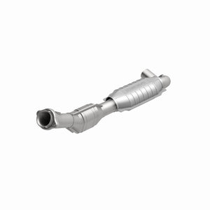 MagnaFlow Direct Fit Catalytic Converter 97-98 F150/F250 4.6L 4Wd D/