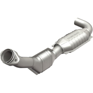 MagnaFlow Direct Fit Catalytic Converter 00-01 Ford F-150 4.6L 2wd