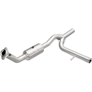 MagnaFlow Direct Fit Catalytic Converter F-150 04-06 8 4.6L