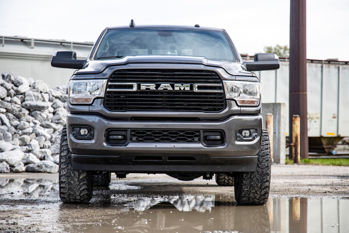 Rough Country 2.5 Inch Leveling Kit | Ram 2500 (14-26)/3500 (13-26) 4WD