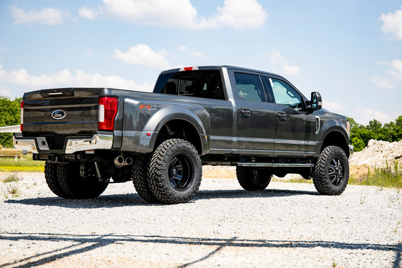 Rough Country 4.5 Inch Lift Kit Dually | Ford Super Duty 4WD (2017-2022)