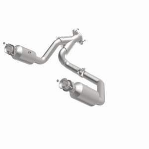 MagnaFlow 19-24 Ram 1500 5.7L OEM Grade Federal/EPA Compliant Direct-Fit Catalytic Converter