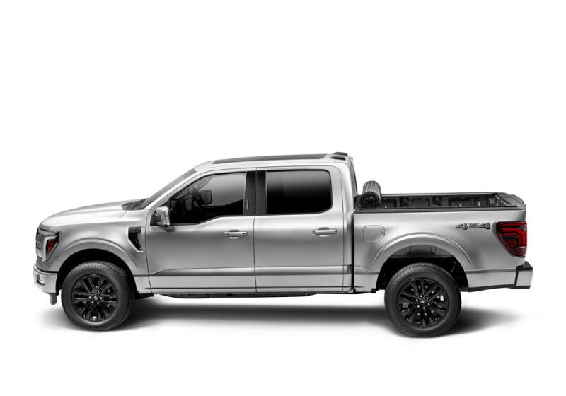 BAK 99-07 Ford Super Duty 8ft. Bed Revolver X4ts
