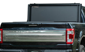 Access 2019+ Chevy/GMC 1500 5ft 8in Bed LOMAX Stance Hard Cover - Urethane Carbon Fiber