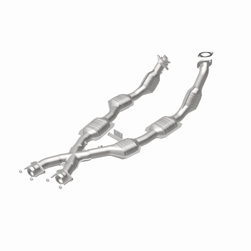 MagnaFlow Direct Fit Catalytic Converter 96-98 Mustang 4.6L 6-Cats