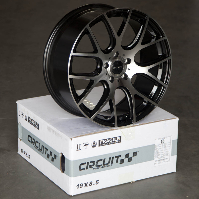 Circuit Performance CP31 Gloss Black/Machined 5x114.3 | 19x8.5 | +35mm / 6.13