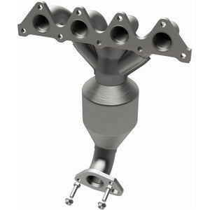 MagnaFlow Direct Fit Catalytic Converter 10-11 Hyundai Accent 1.6L