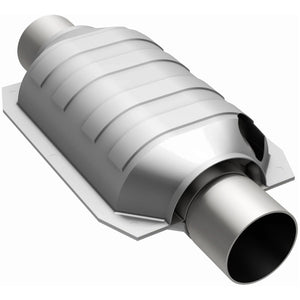 MagnaFlow Universal Catalytic Converter 2.5 W/Dual O2 Boss