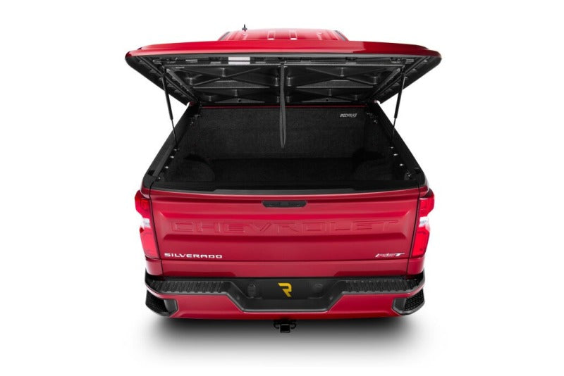 UnderCover 19-20 Chevy Silverado 1500 5.8ft Lux Bed Cover - Black