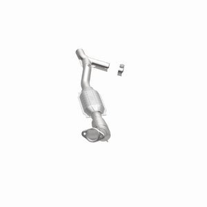 MagnaFlow Direct Fit Catalytic Converter 98 Ford Expedition 5.4L