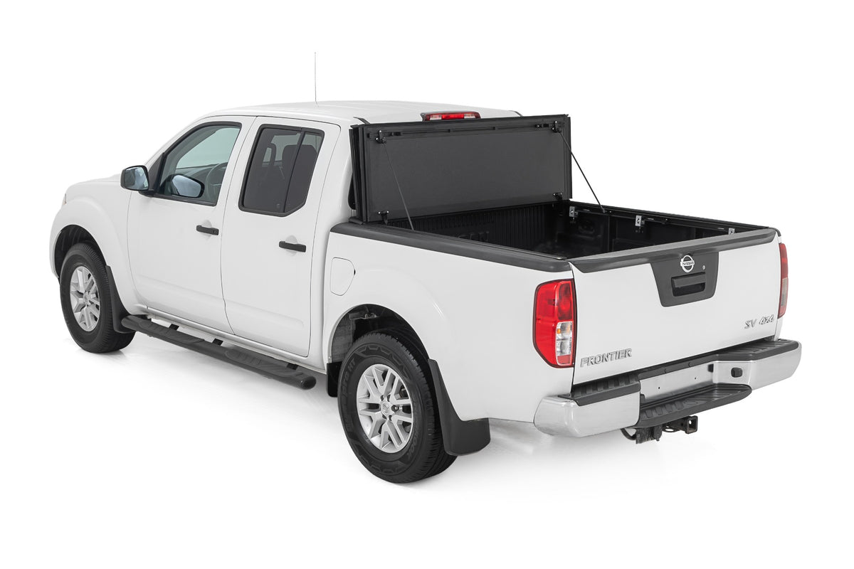 Rough Country Hard Tri-Fold Flip Up Bed Cover 5' Bed | Nissan Frontier 2WD/4WD (05-21)