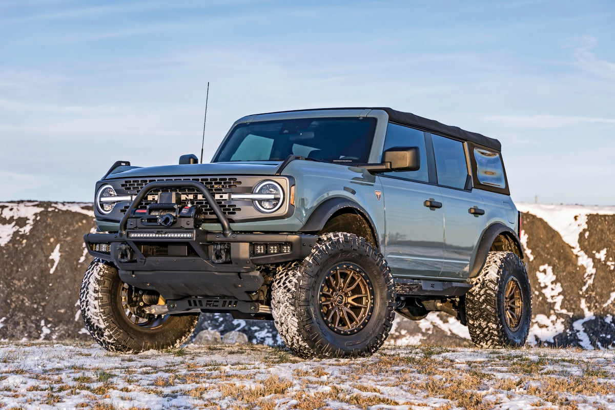 Rough Country 5 Inch Lift Kit Badlands (Non Sasquatch) 2.3L | Ford Bronco 4WD (2021-2025)