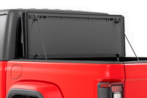 Rough Country Hard Tri-Fold Flip Up Bed Cover 5' Bed | Jeep Gladiator JT 4WD (2020-2026)