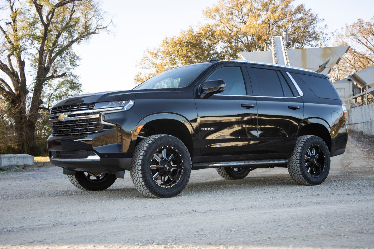 Rough Country 3.5 Inch Lift Kit | GMC Yukon/Yukon XL 1500 4WD (2021-2026)