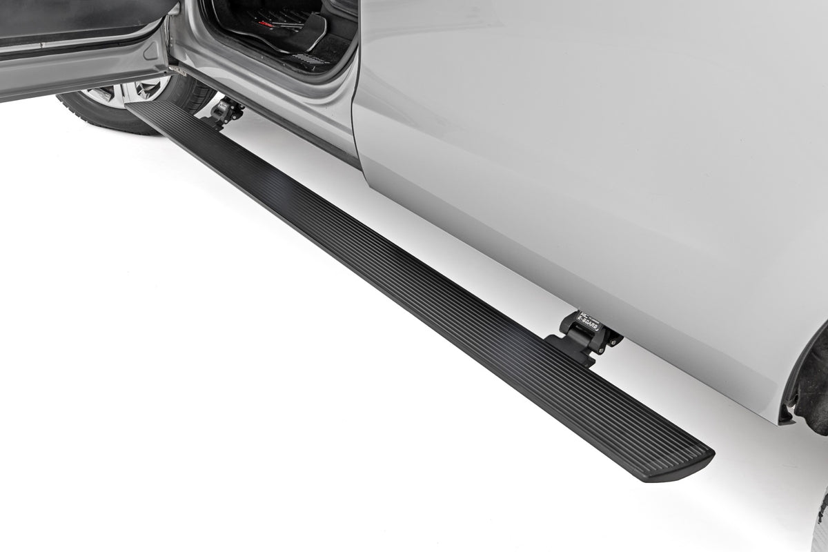 Rough Country Power Running Boards Dual Electric Motor | Ford Expedition 2WD/4WD (18-26)