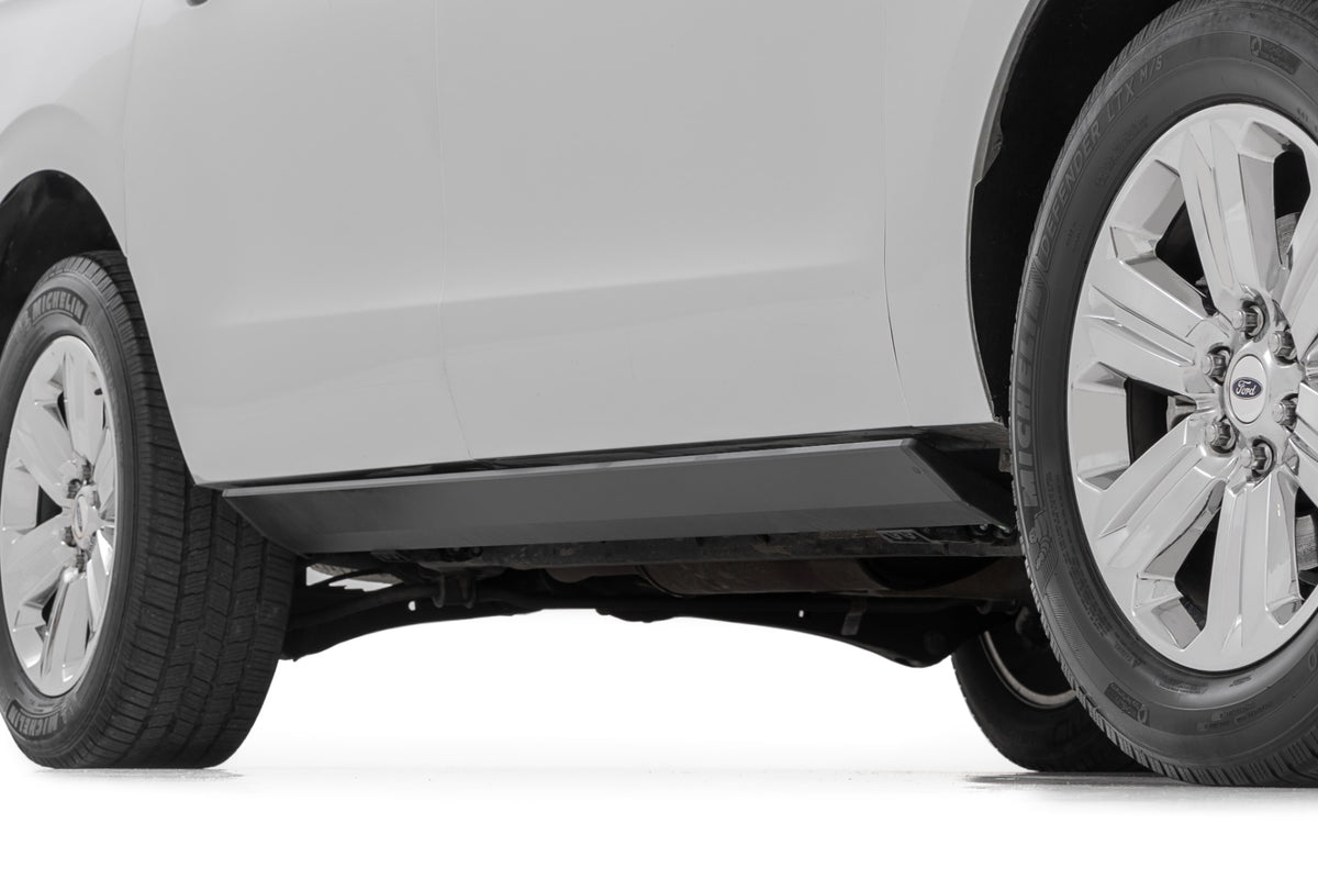 Rough Country Power Running Boards Dual Electric Motor | Ford Expedition 2WD/4WD (18-26)