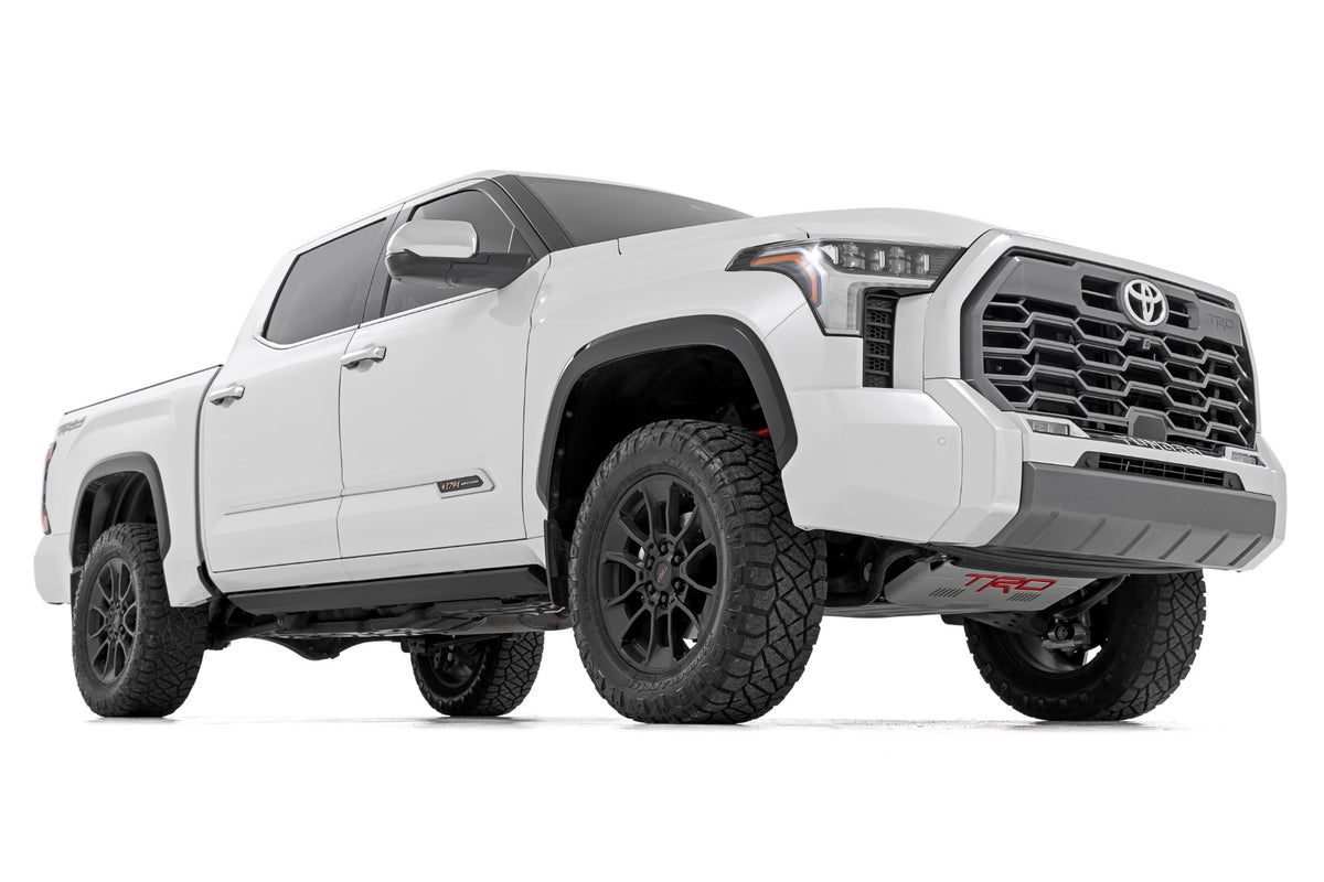 Rough Country Power Running Boards Dual Electric Motor | CrewMax | Toyota Tundra (22-26)