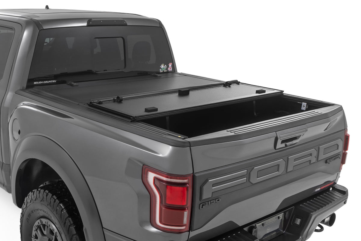 Rough Country Hard Tri-Fold Flip Up Bed Cover | Ford F-150 (21-26)/F-150 Lightning (22-26)