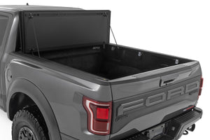 Rough Country Hard Tri-Fold Flip Up Bed Cover | Ford F-150 (21-26)/F-150 Lightning (22-26)