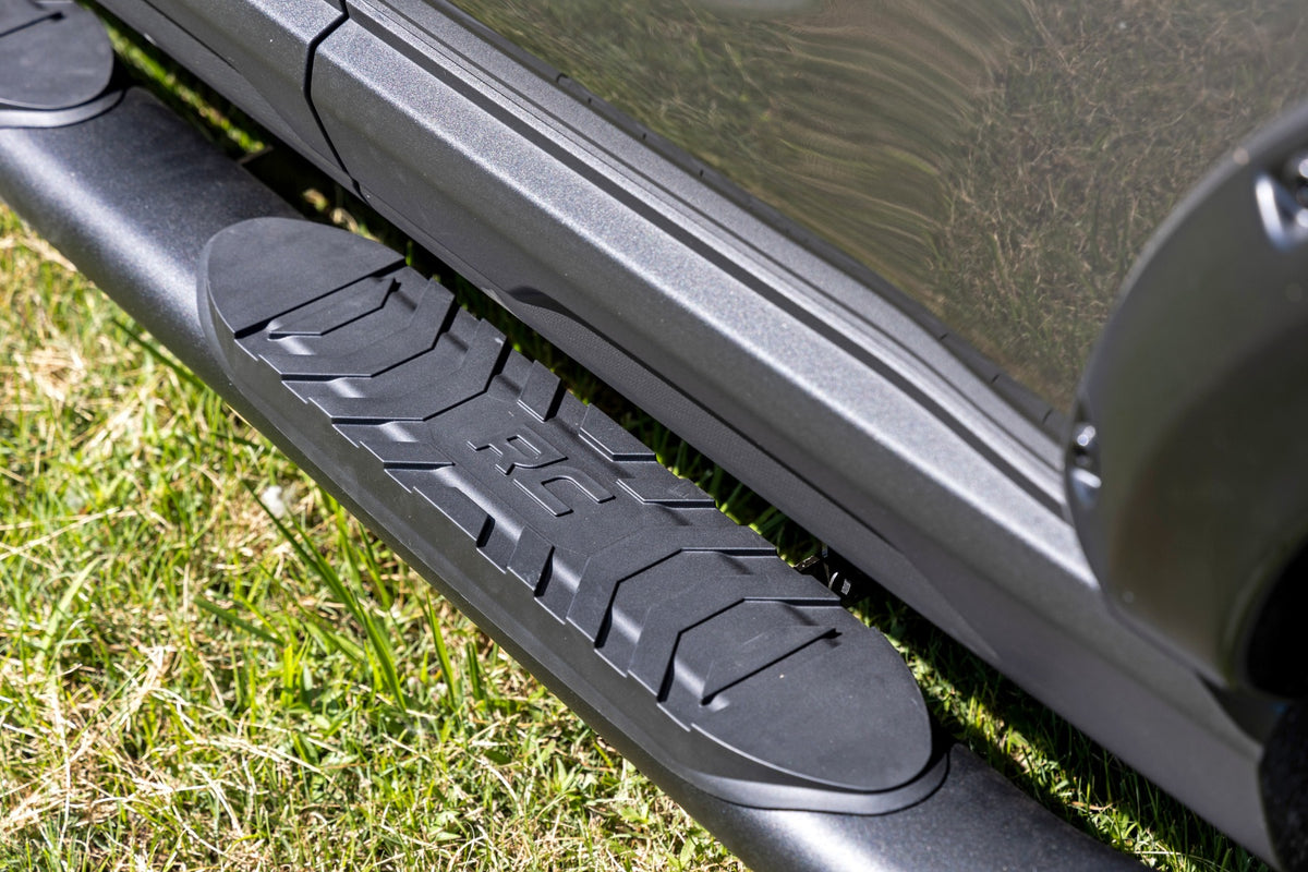 Rough Country Oval Nerf Steps Black | Ford Bronco Sport 4WD (2021-2026)