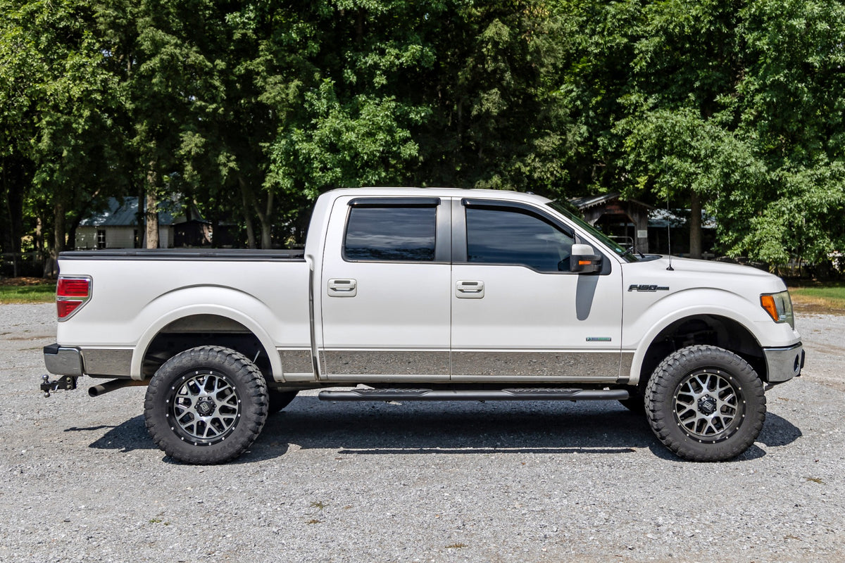 Rough Country Oval Nerf Step Crew Cab | Black | Ford F-150 2WD/4WD (2009-2014)