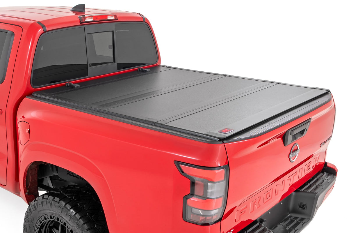 Rough Country Hard Tri-Fold Flip Up Bed Cover 5' Bed | Nissan Frontier 2WD/4WD (22-26)