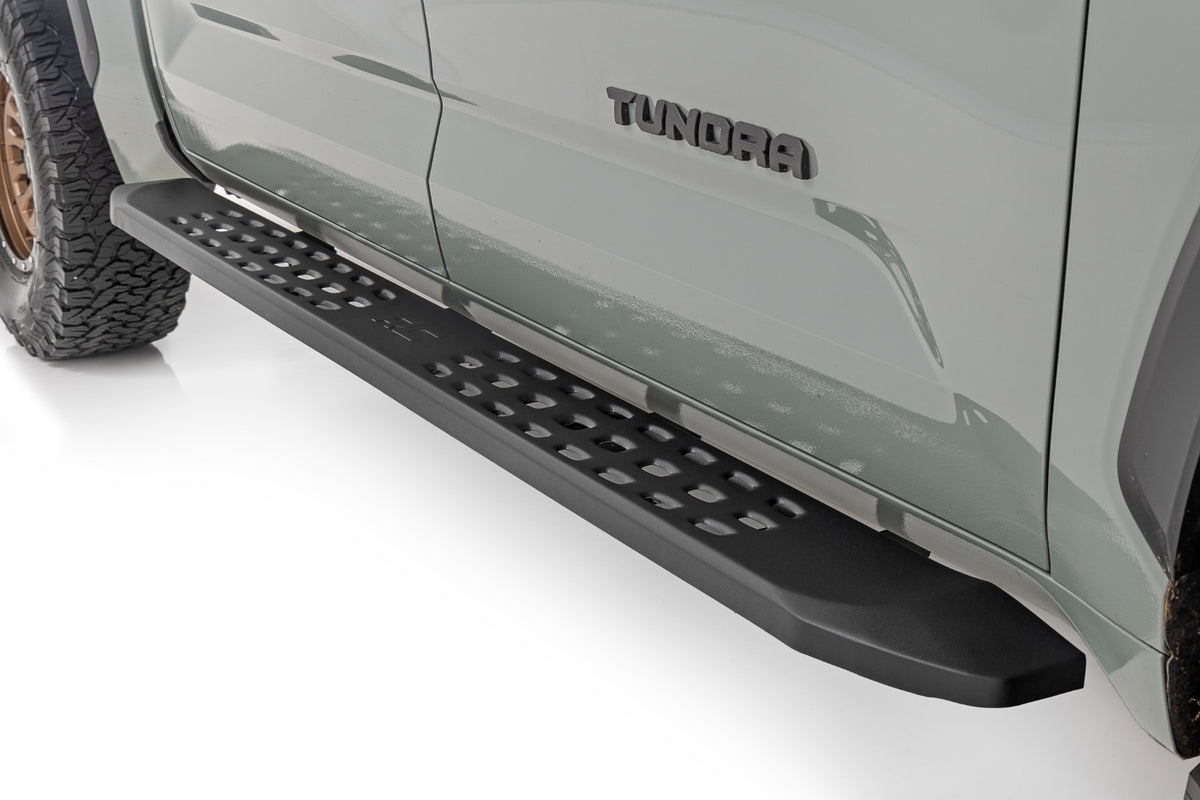 Rough Country RPT2 Running Board Crew Cab | Black | Toyota Tundra 2WD/4WD (2022-2026)