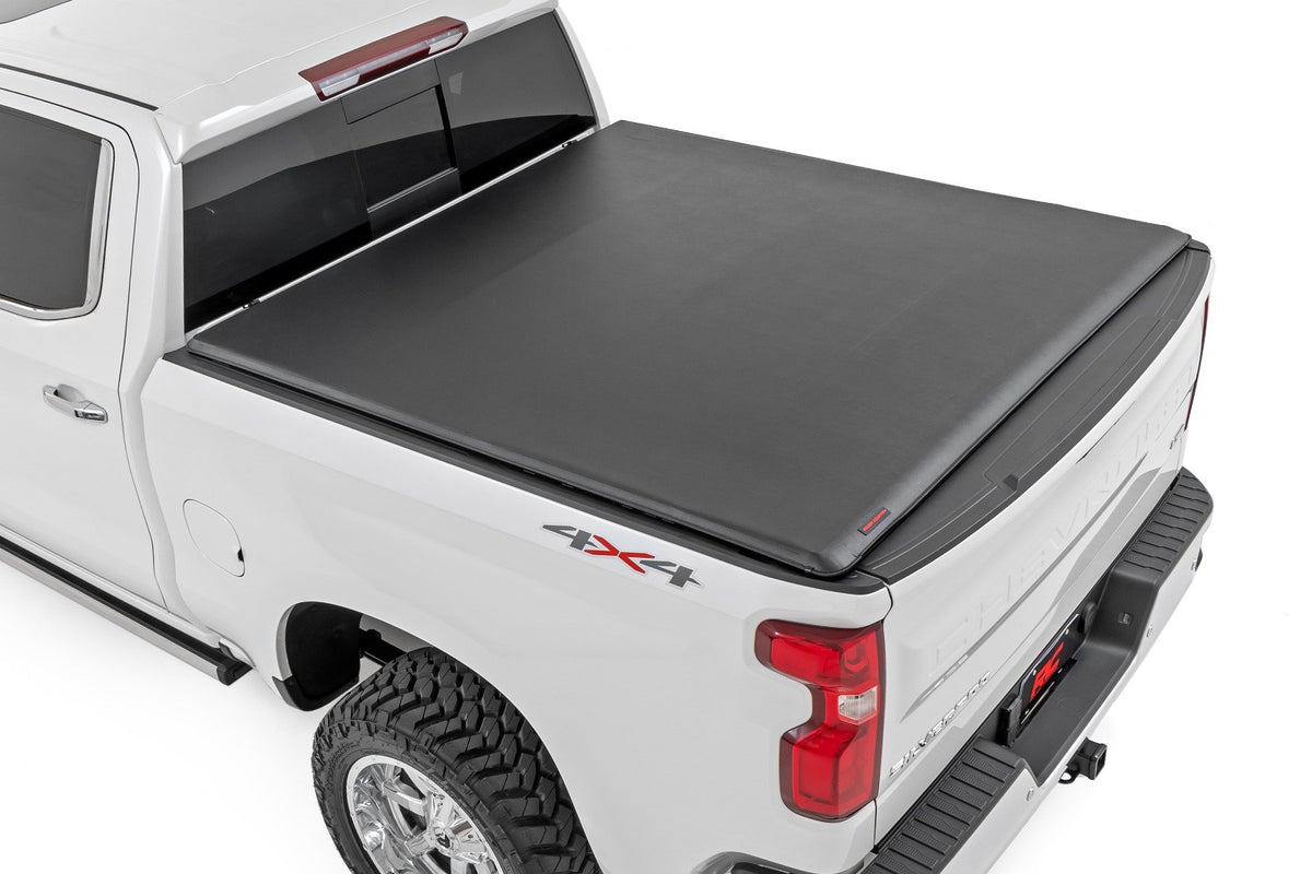 Rough Country Soft Roll Up Bed Cover | Chevy/GMC Sierra 1500 (19-26)/Silverado 1500 (19-26)