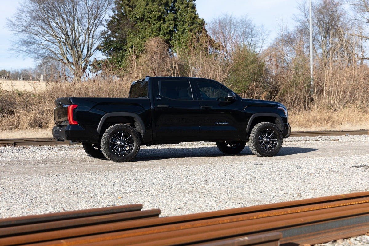 Rough Country N3 Leveling Struts 2 Inch | Loaded Strut | Toyota Tundra 4WD (2022-2026)