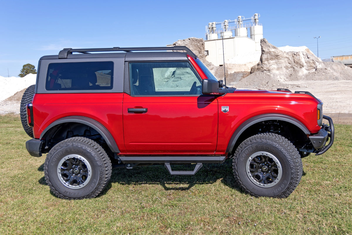 Rough Country SRX2 Adjustable Aluminum Step | Ford Bronco (2 Door) 4WD (2021-2026)