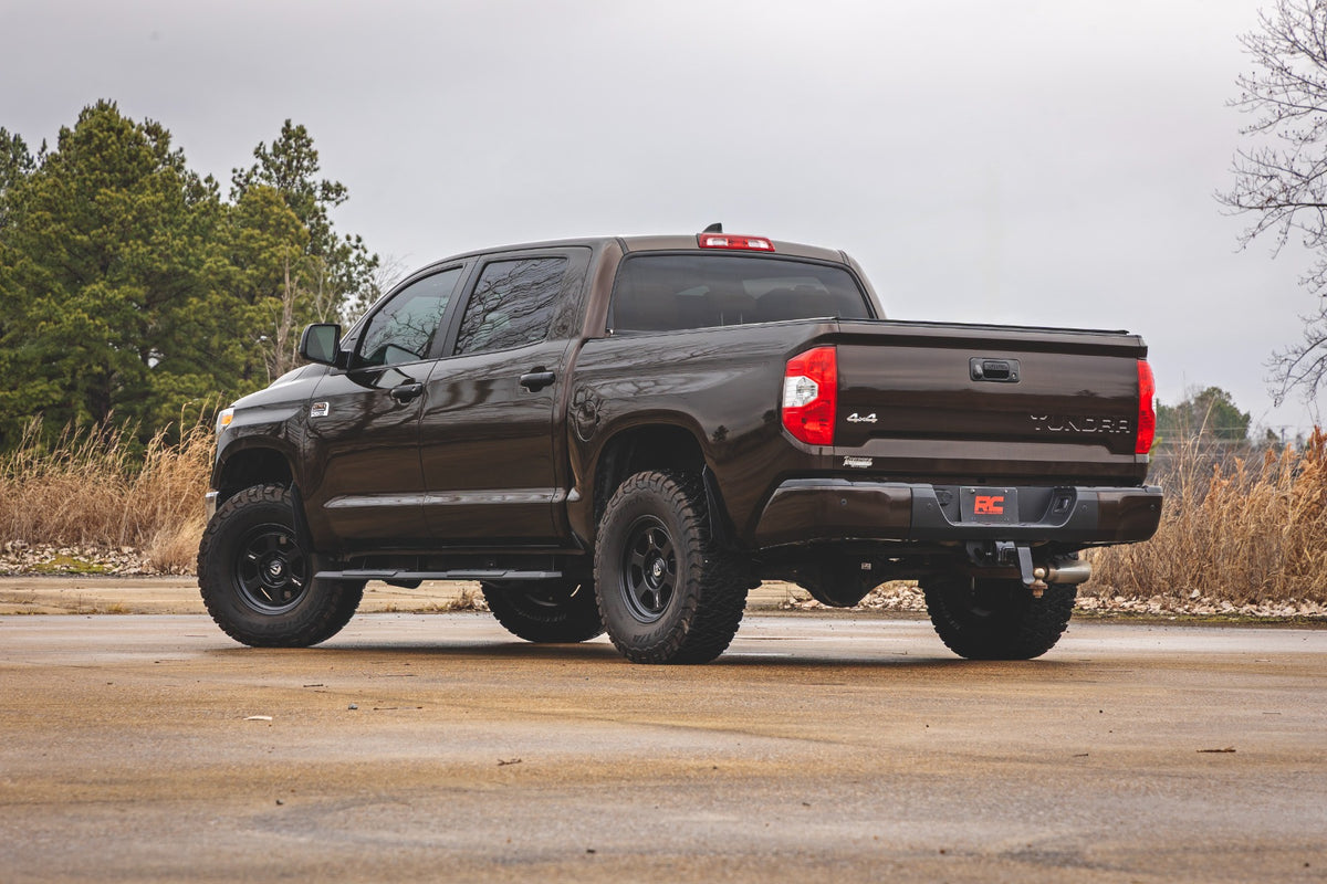 Rough Country TR2 Running Boards CrewMax | Toyota Tundra 2WD/4WD (2007-2021)