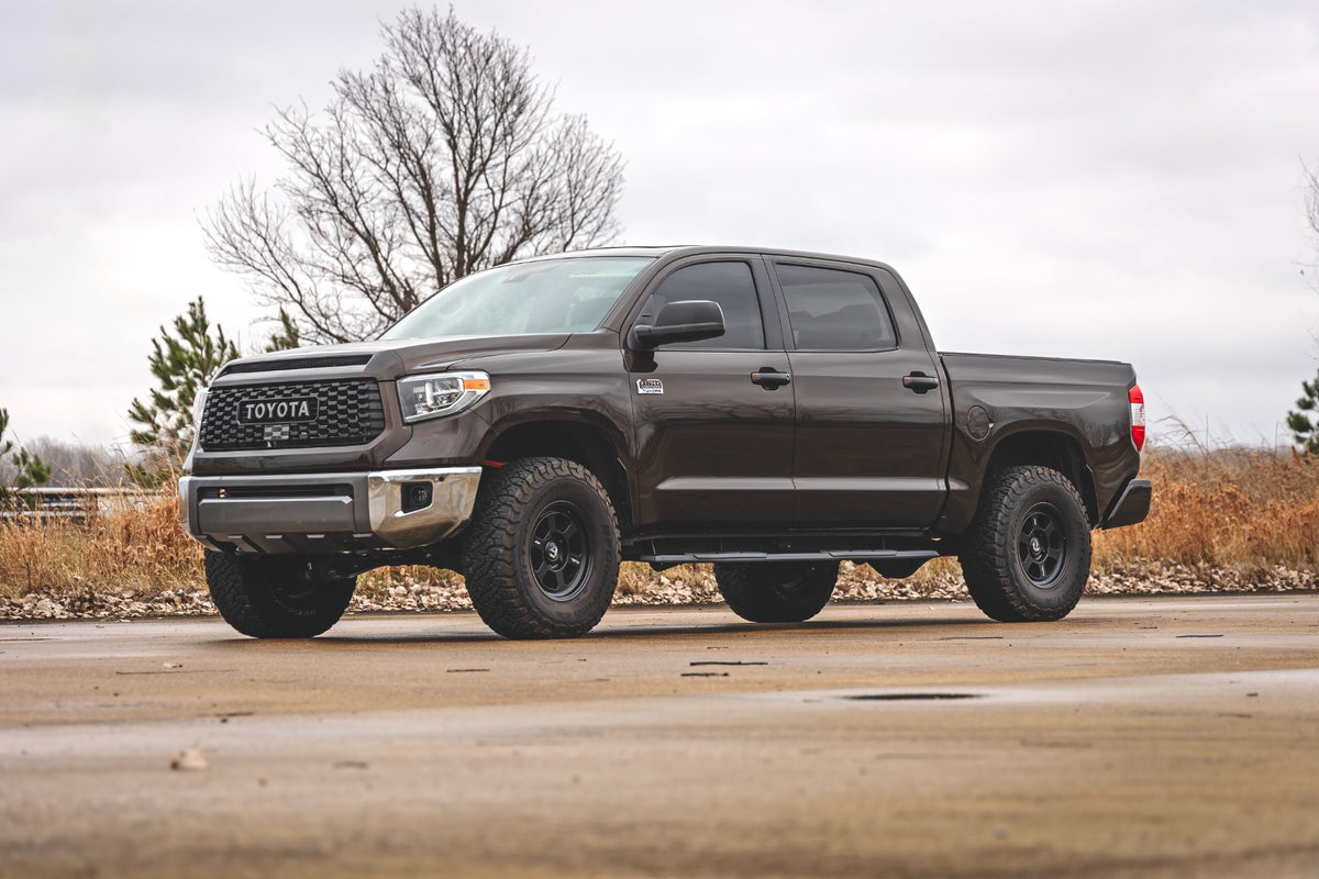 Rough Country TR2 Running Boards CrewMax | Toyota Tundra 2WD/4WD (2007-2021)