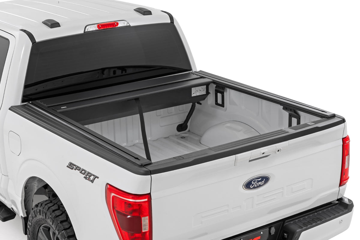 Rough Country Manual Retractable Bed Cover 5'7
