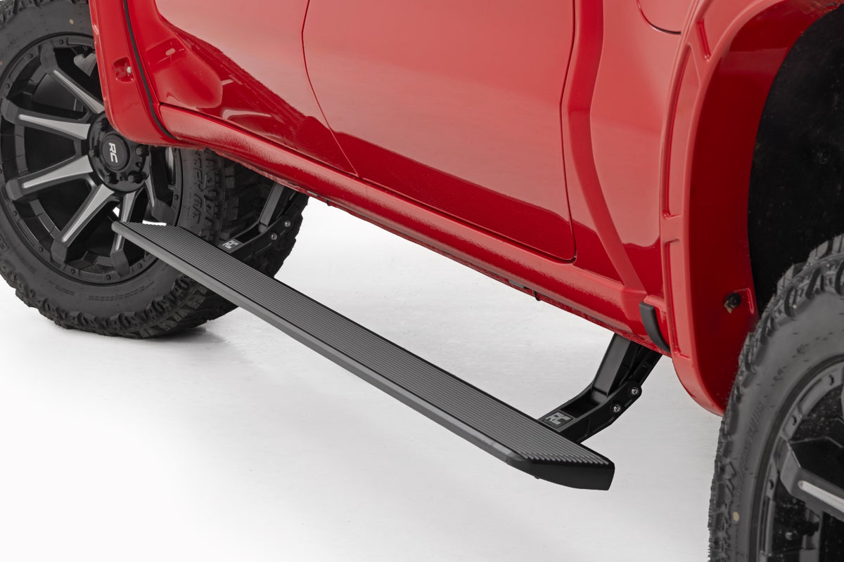 Rough Country Power Running Boards HT-Series | Chevy/GMC 1500/2500HD/3500HD (19-26)