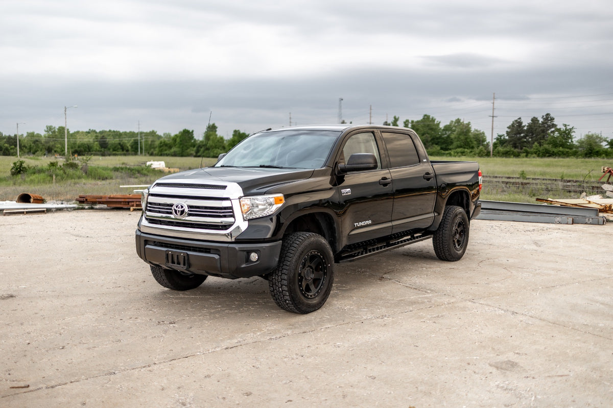 Rough Country RPT2 Running Board Crew Cab | Black | Toyota Tundra 2WD/4WD (2007-2021)
