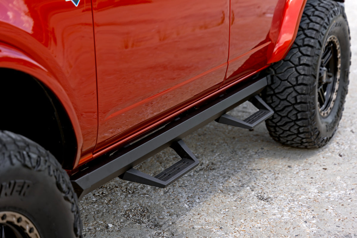 Rough Country SRL2 Adjustable Aluminum Step 4-Door | Ford Bronco 4WD (2021-2026)