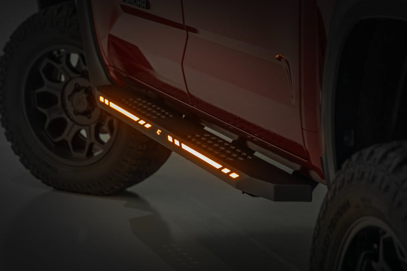 Rough Country AC2 Running Boards Amber/White | CrewMax | Toyota Tundra 2WD/4WD (22-26)