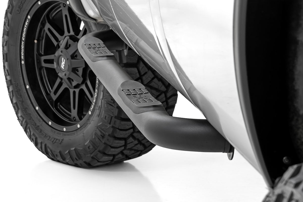 Rough Country Nerf Steps 3-Inch Tube | Crew Cab | Ford F-250/F-350 Super Duty (99-16)
