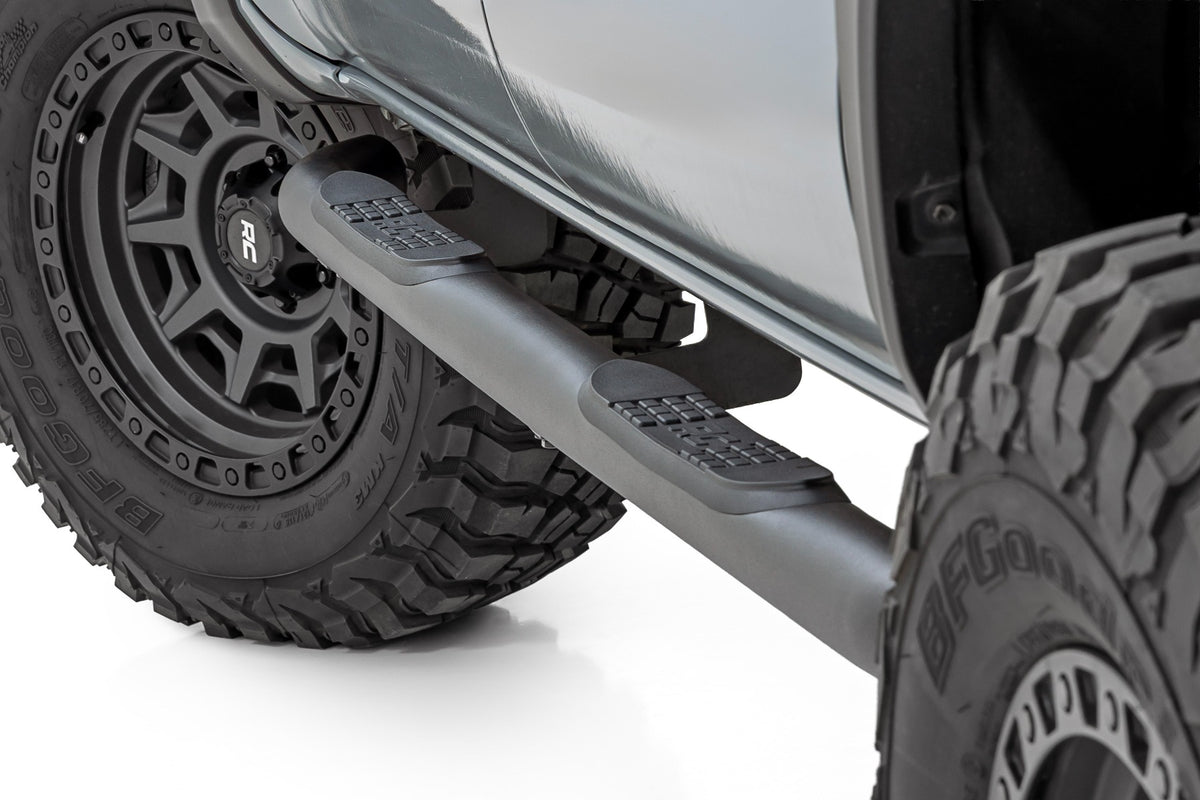 Rough Country Nerf Steps 3-Inch Tube | Double Cab | Toyota Tacoma 2WD/4WD (2005-2023)
